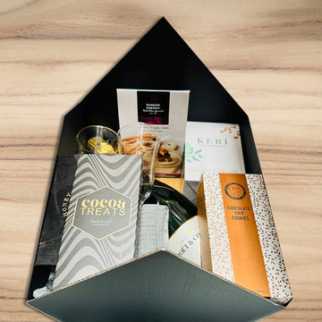 Moët Settlement Hamper - Tastebuds