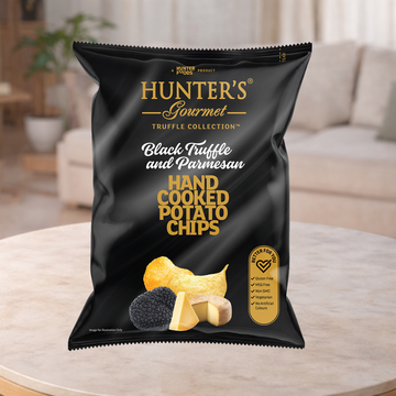 Hunter's Gourmet Hand Cooked Black Truffle & Parmesan Chips 125g