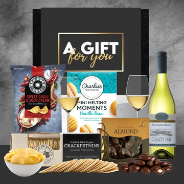 White wine and hamper - Tastebuds