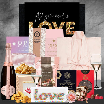 Rosé Chandon Valentine's Hamper