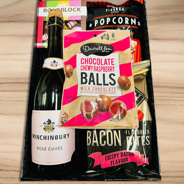 Minchinbury Rosé Getaway Hamper - Tastebuds