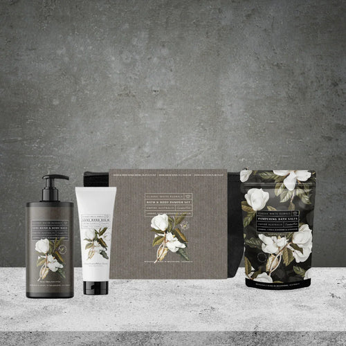Empire Australia Classic White Floral Bath And Body Pamper Set