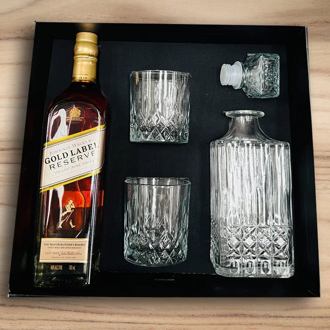 Johnnie Walker Gold Decanter Christmas Hamper - Tastebuds
