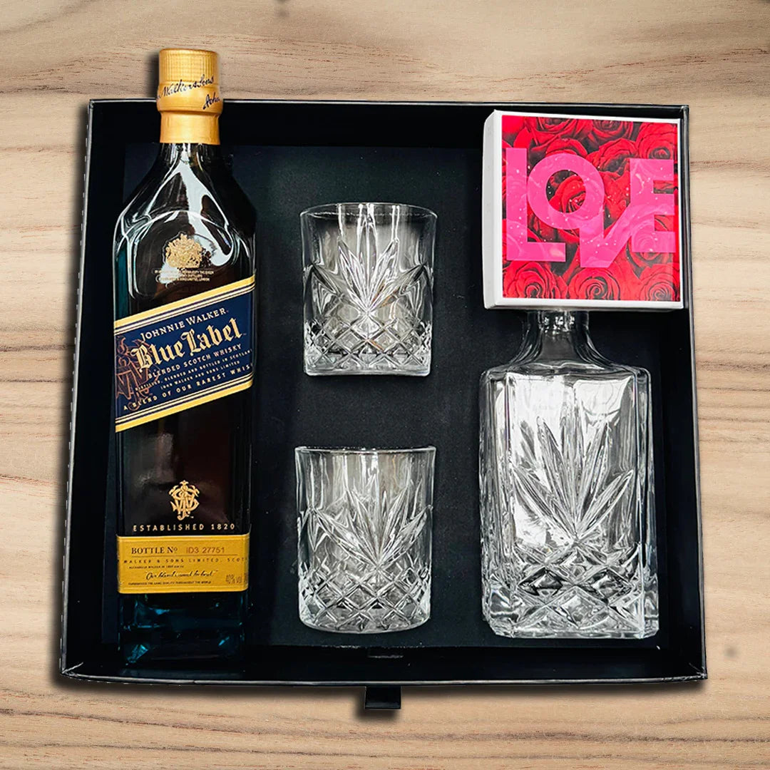 Johnnie Walker Blue Deluxe Valentines Hamper - Tastebuds