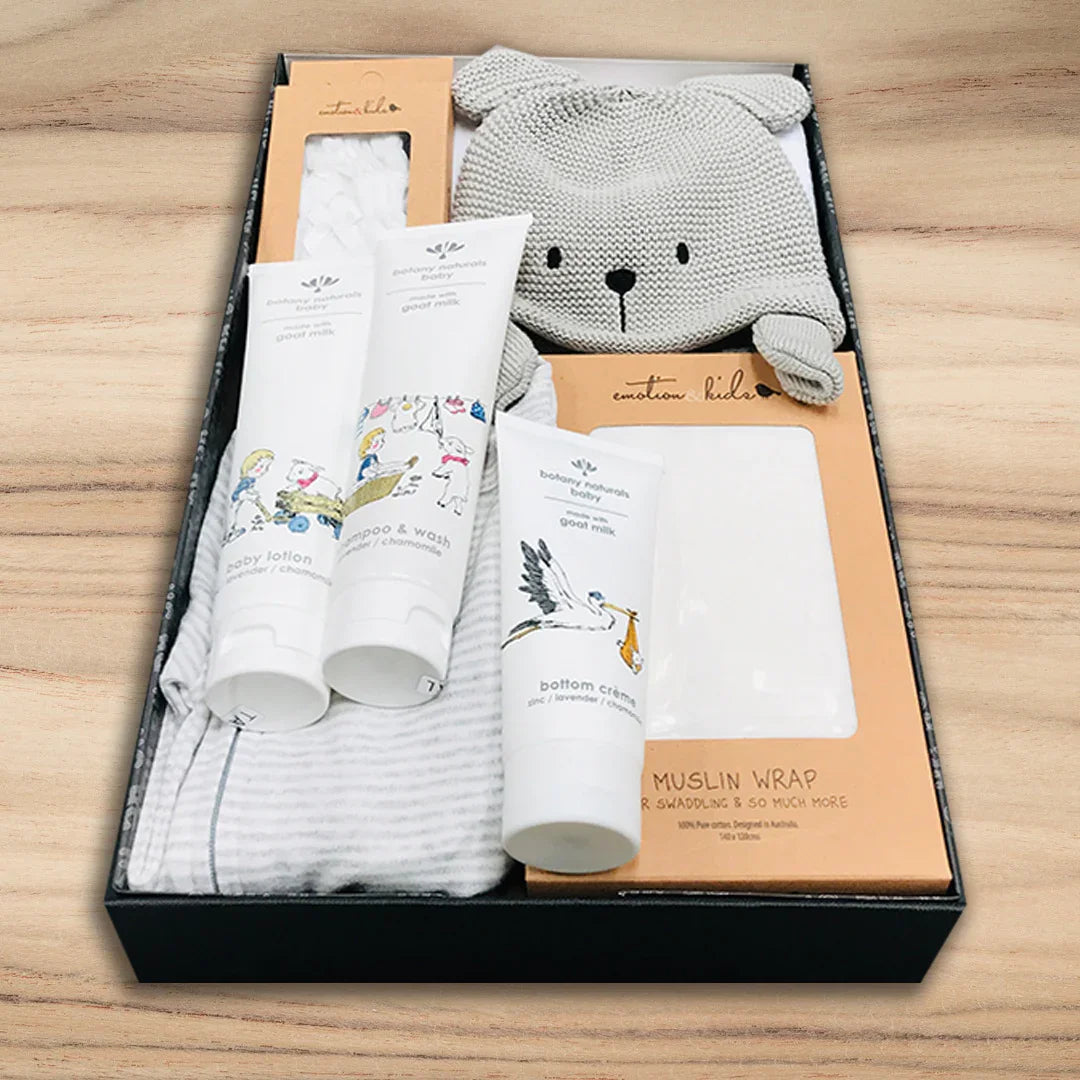 Unisex Baby Essential Hamper - Tastebuds