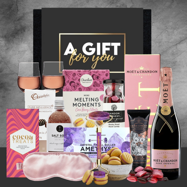 Moet Rose Luxury Pamper Hamper