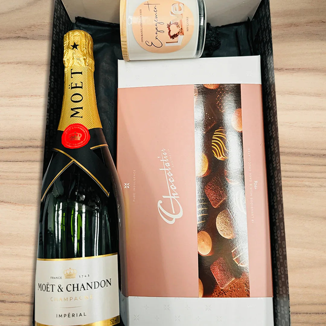 Moet Engagement Hamper - Tastebuds
