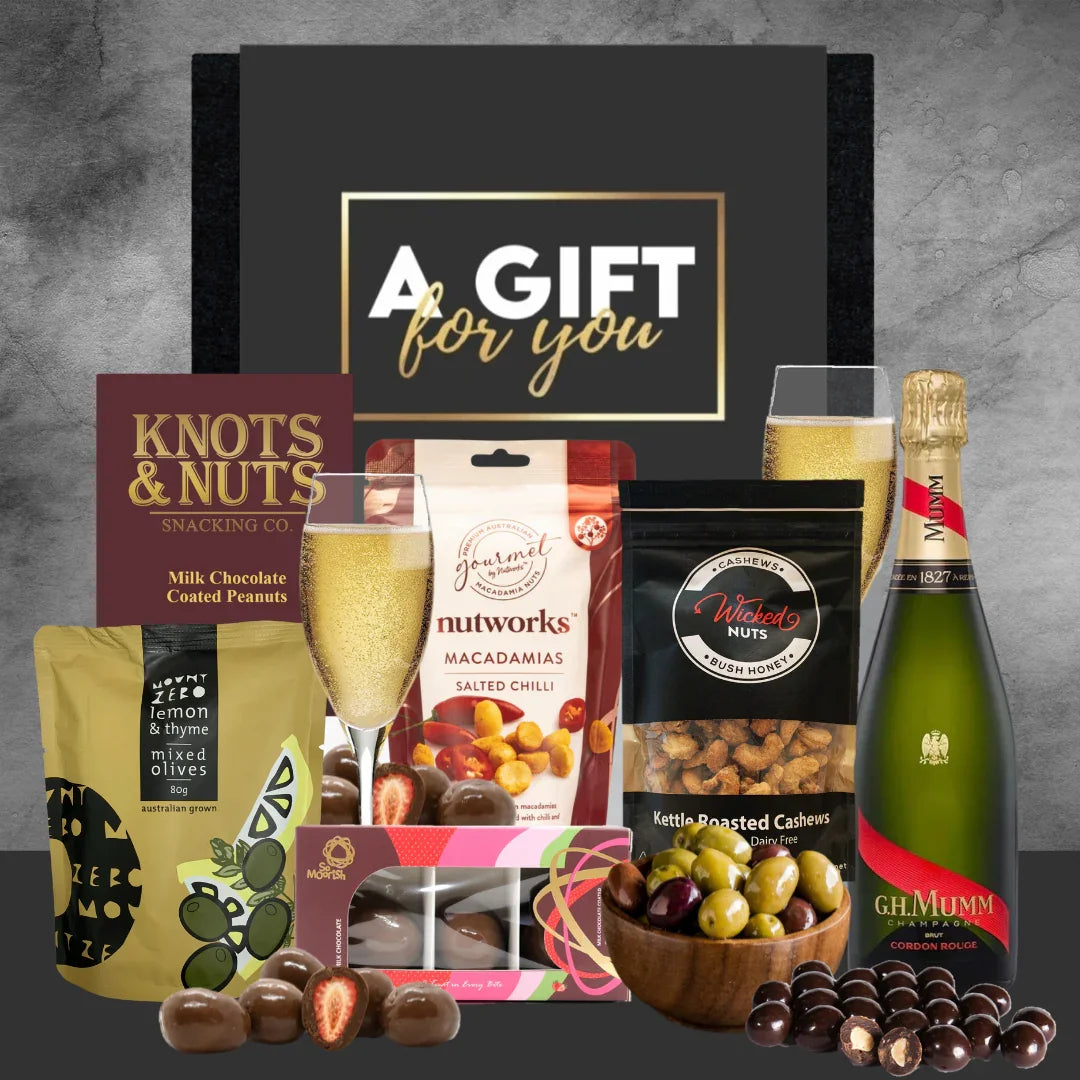 Mumm Champagne Gourmet Hamper - Tastebuds