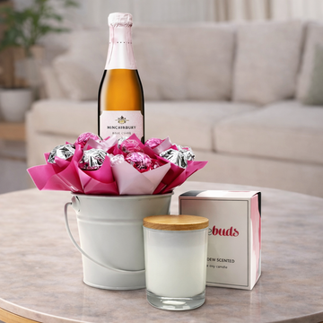 Pamper Rosé & Chocolate Gift