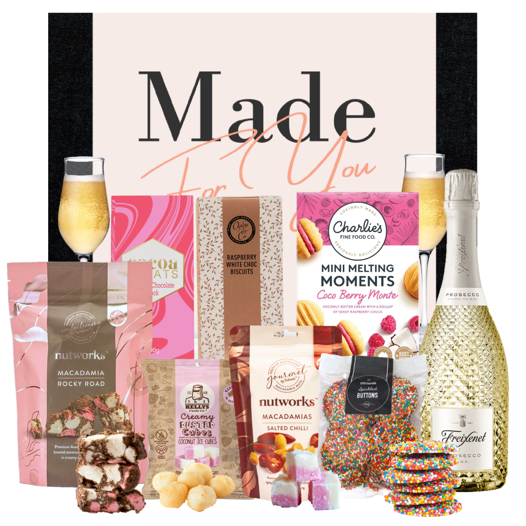 Sparkling Wine & Sweets Hamper