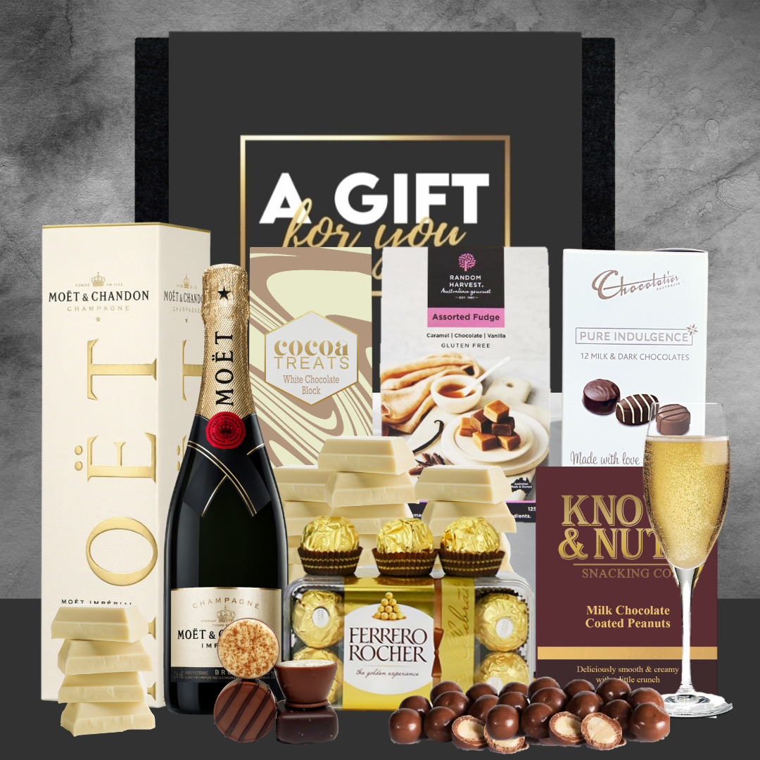 Moet Champagne & Ferrero Hamper