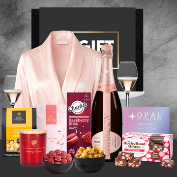 Chandon Rosé Wine & Pamper New Year Hamper