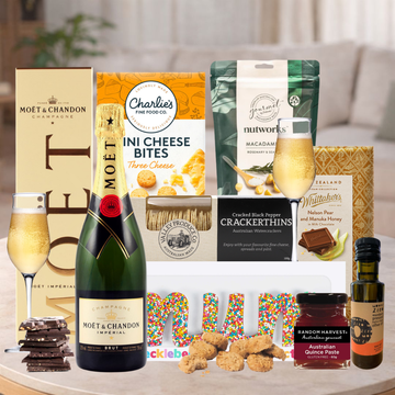 Mum Loves Moët More Hamper