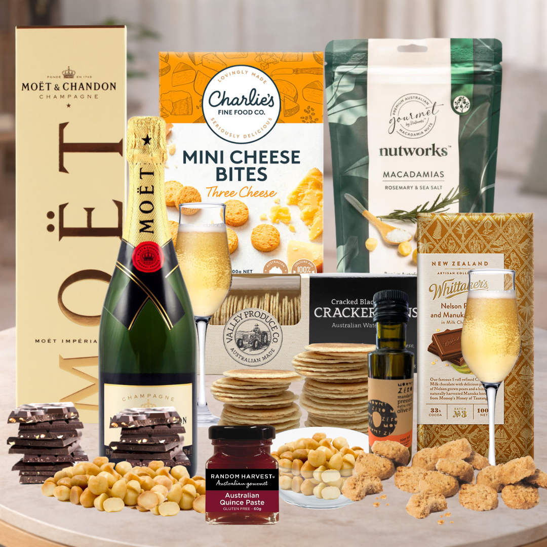 Moët With Foodies Hamper