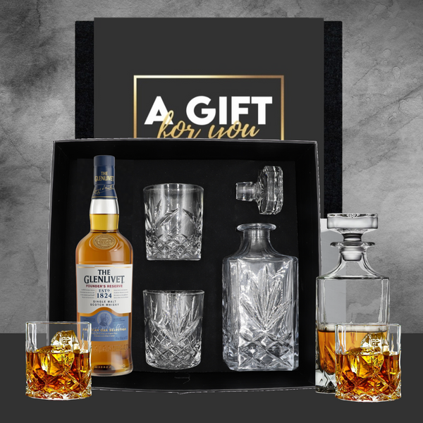 Glenlivet Whisky Decanter Hamper