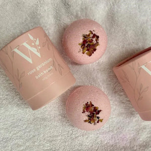 Chandon Rose Pamper Christmas Hamper - Tastebuds