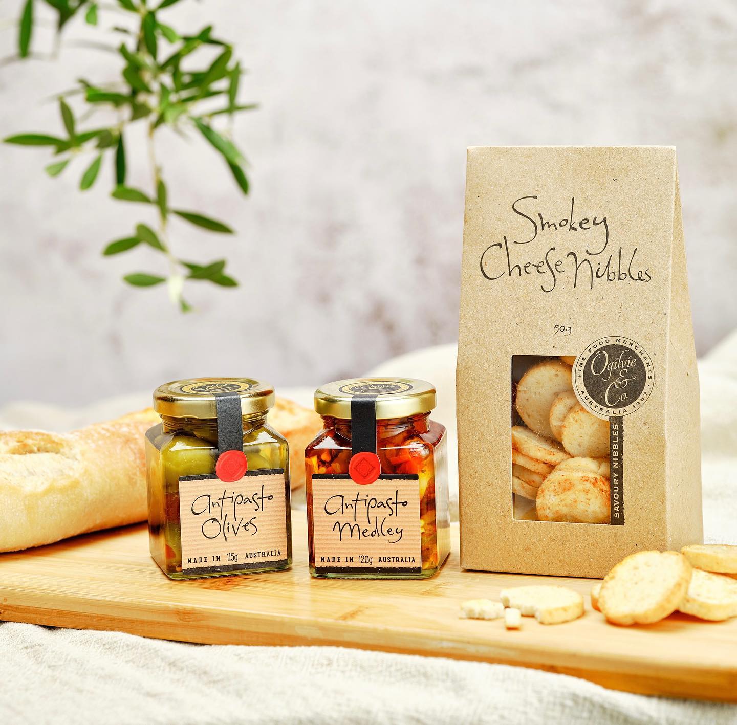 Antipasto Cheese Board Hamper - Tastebuds