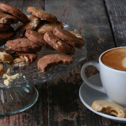 Walters Angels Chocolate Nougat Biscuits 